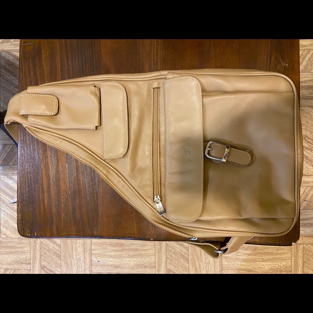 shoulder bag